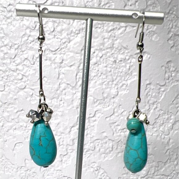 Artisan Glass Turquoise & Silver Tone Teardrop Earrings With Crystal Accents - Picture 1 of 8